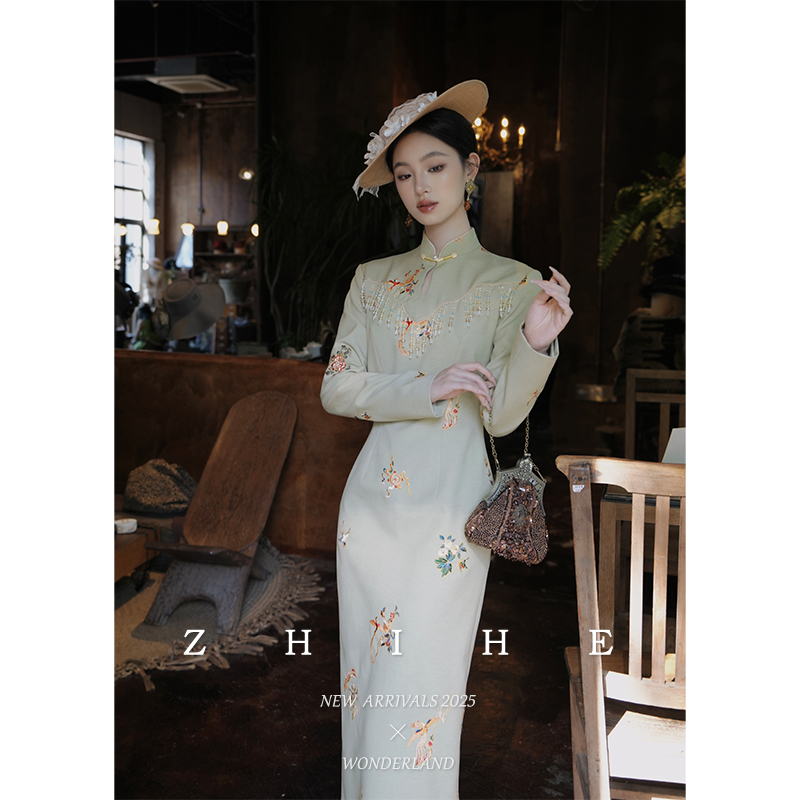 无艳一禾【青青子衿】原创新中式莱赛尔麻绣花水晶流苏旗袍连衣裙