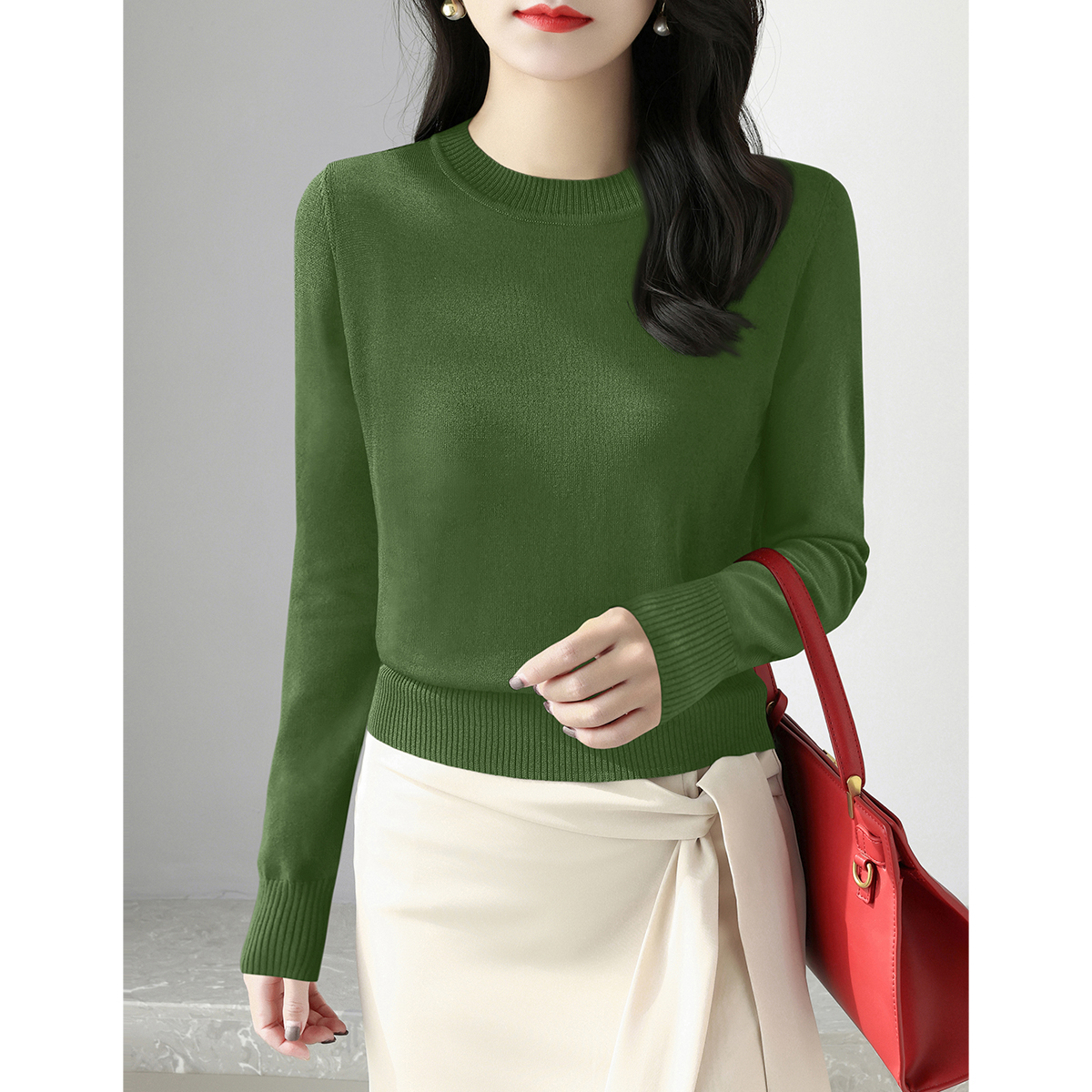 慵懒冬季2025法式圆领毛衣女新款宽松显瘦长袖针织衫极简风上衣