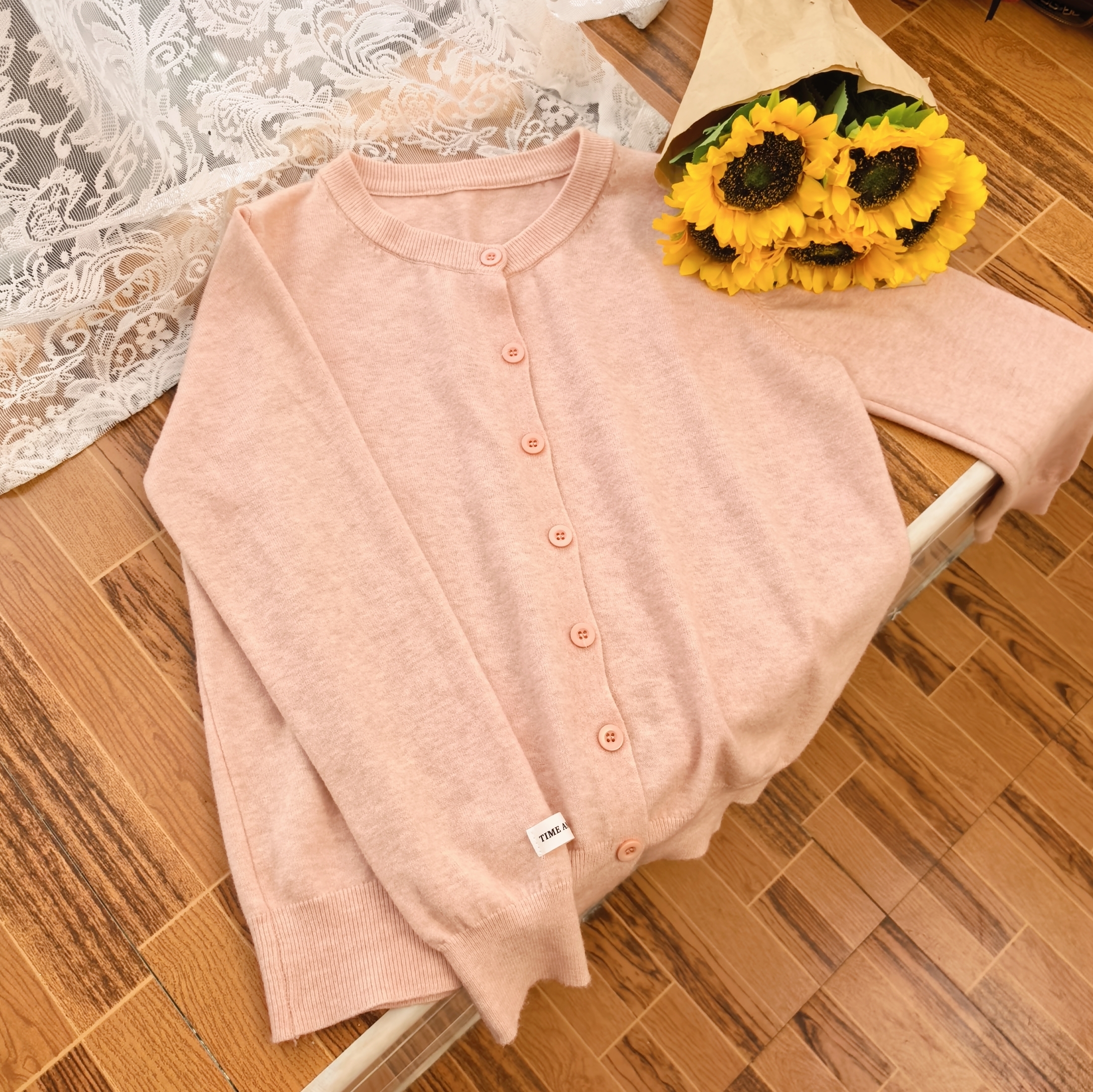 自带滤镜~衣橱基础款超显白高级感2025新款针织开衫