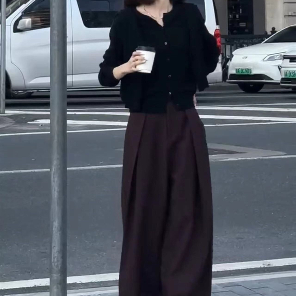 入秋新款洋气时髦开衫与休闲阔腿裤女装