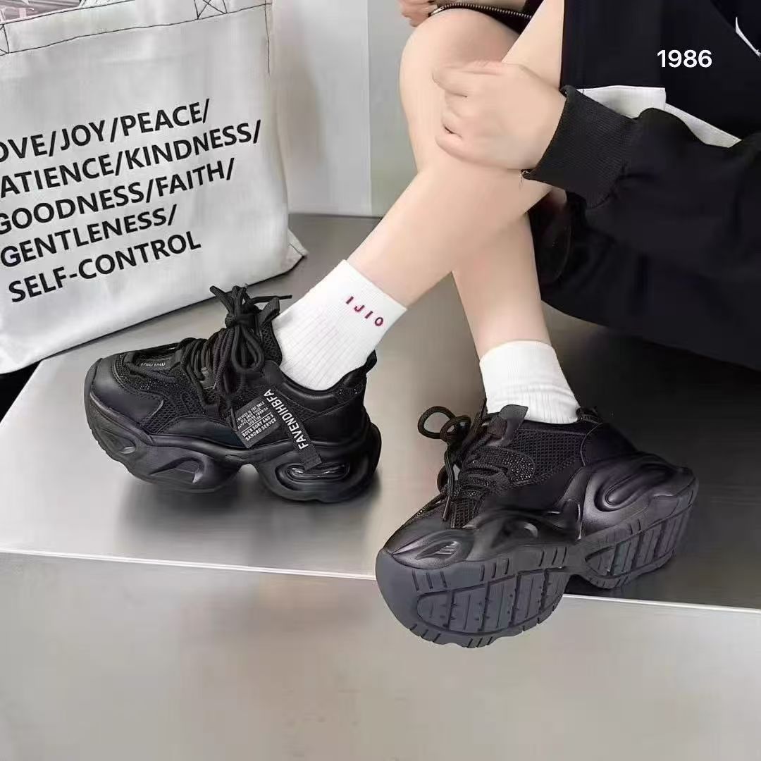 小施家欧版烫钻透气厚底百搭轻便休闲鞋1986(跟高5.5）