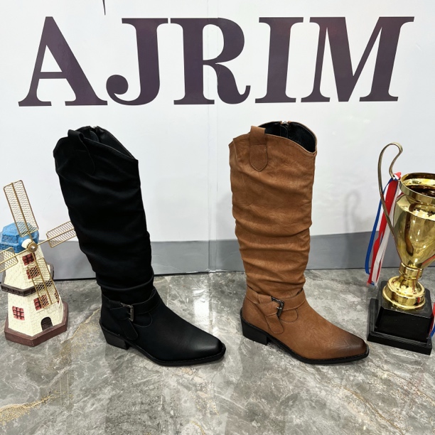 努热 1159新款秋冬季女士复古棕色堆堆长筒靴尖头粗跟西部牛仔靴