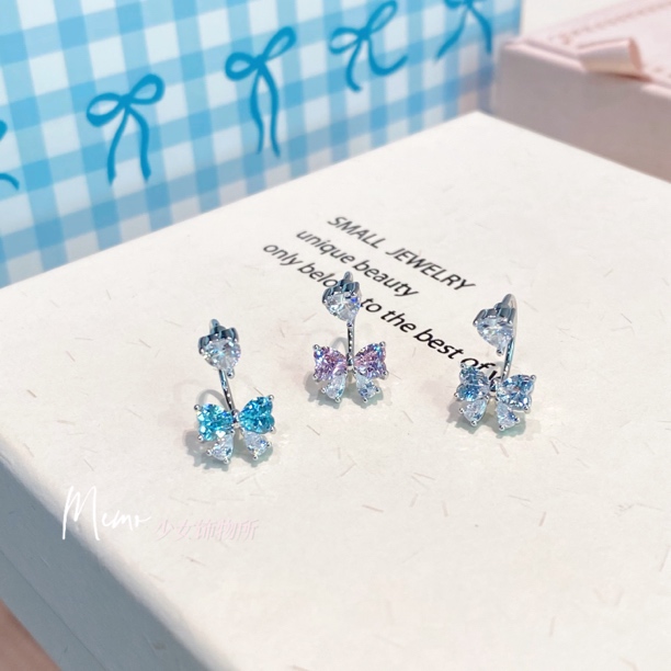 钛钢锆石耳饰 DS115 在逃公主 0.8杆粗蝴蝶结锆石马蹄环