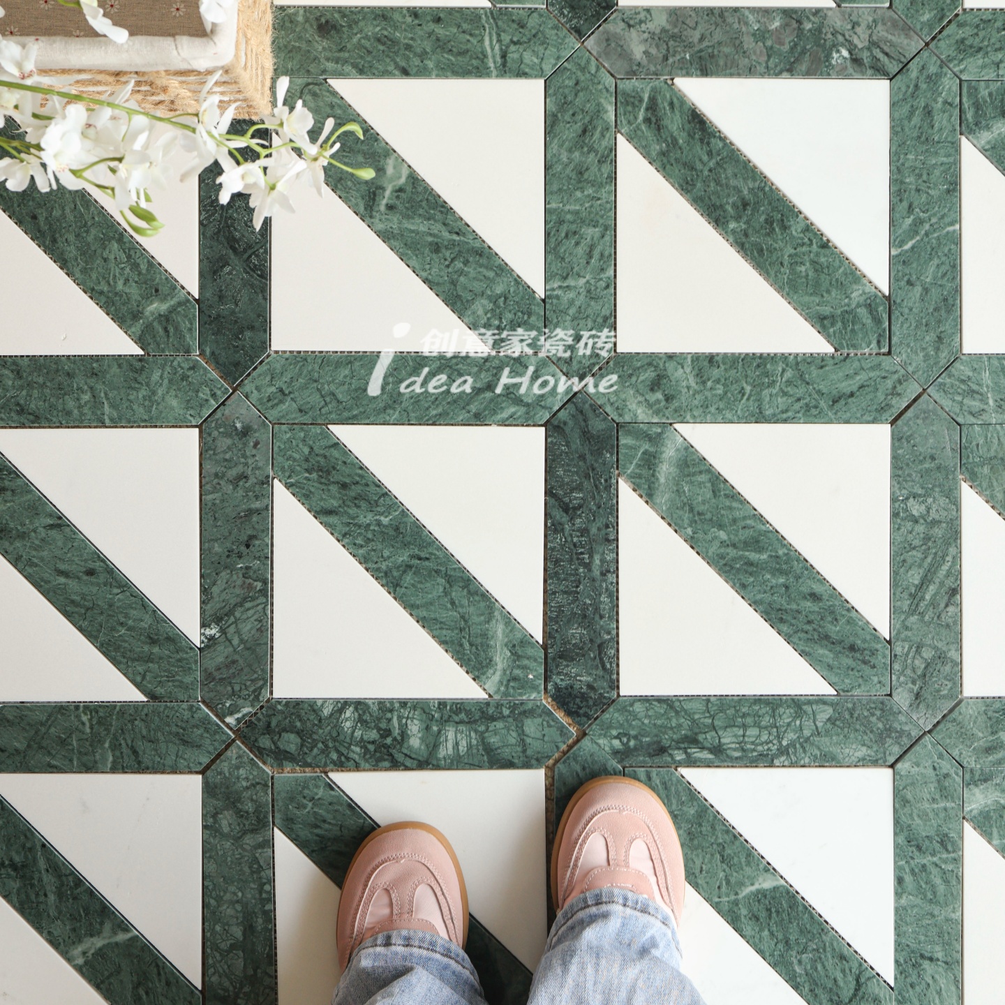 天然石材马赛克别墅酒店客餐厅厨房卫生间玄关墨绿白色拼花墙地砖