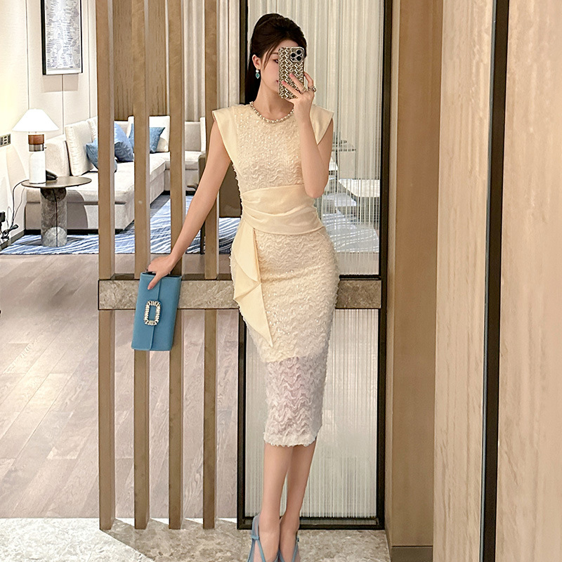 日常礼服裙2025夏季新款女法式圆领设计感收腰荷叶边连衣裙51386