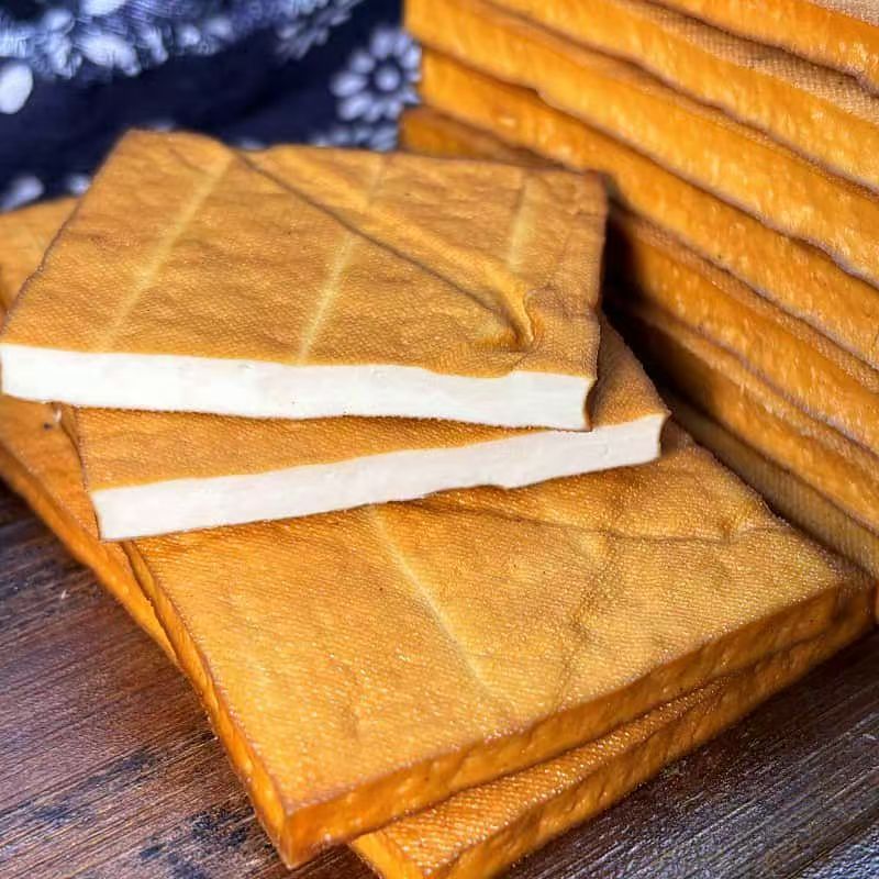 贵州柴火烟熏香干毕节手工农家豆干小吃