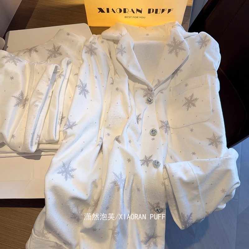 圣诞雪花高品质秋冬海岛绒睡衣女时尚家居服高级感送闺蜜生日礼物