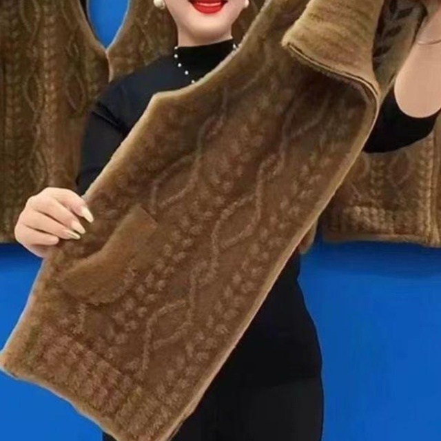 秋冬季短款马甲外套上衣女妈妈装彷水貂绒宽松洋气加绒加厚马夹女