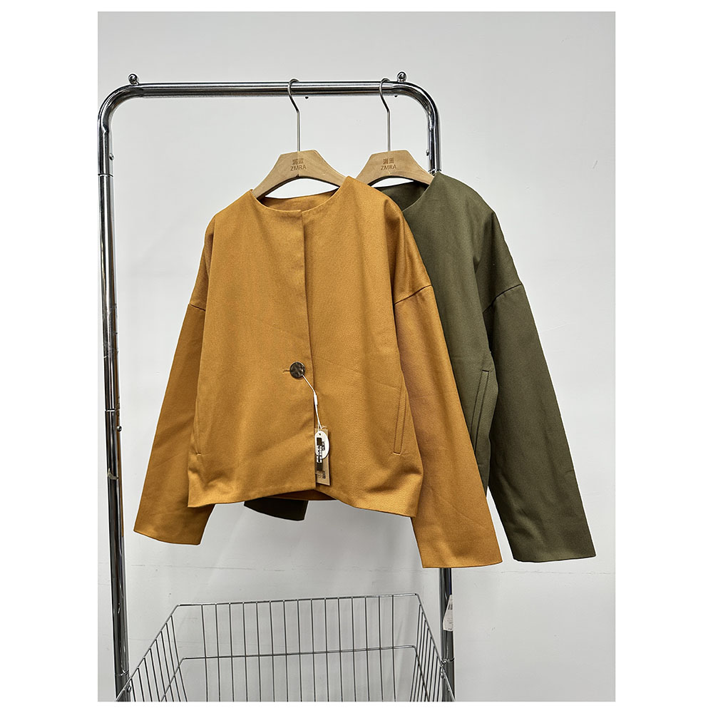 WT116   秋季新款女士时尚百搭宽松单粒扣圆领长袖外套