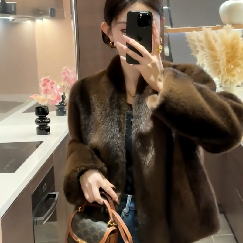 2025秋冬新款女加厚仿水貂毛皮草外套老钱风皮毛一体环保毛毛上衣
