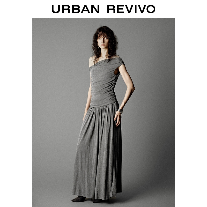 UR2025秋季新款女装时髦斜肩领褶皱长裙连衣裙UWG750241