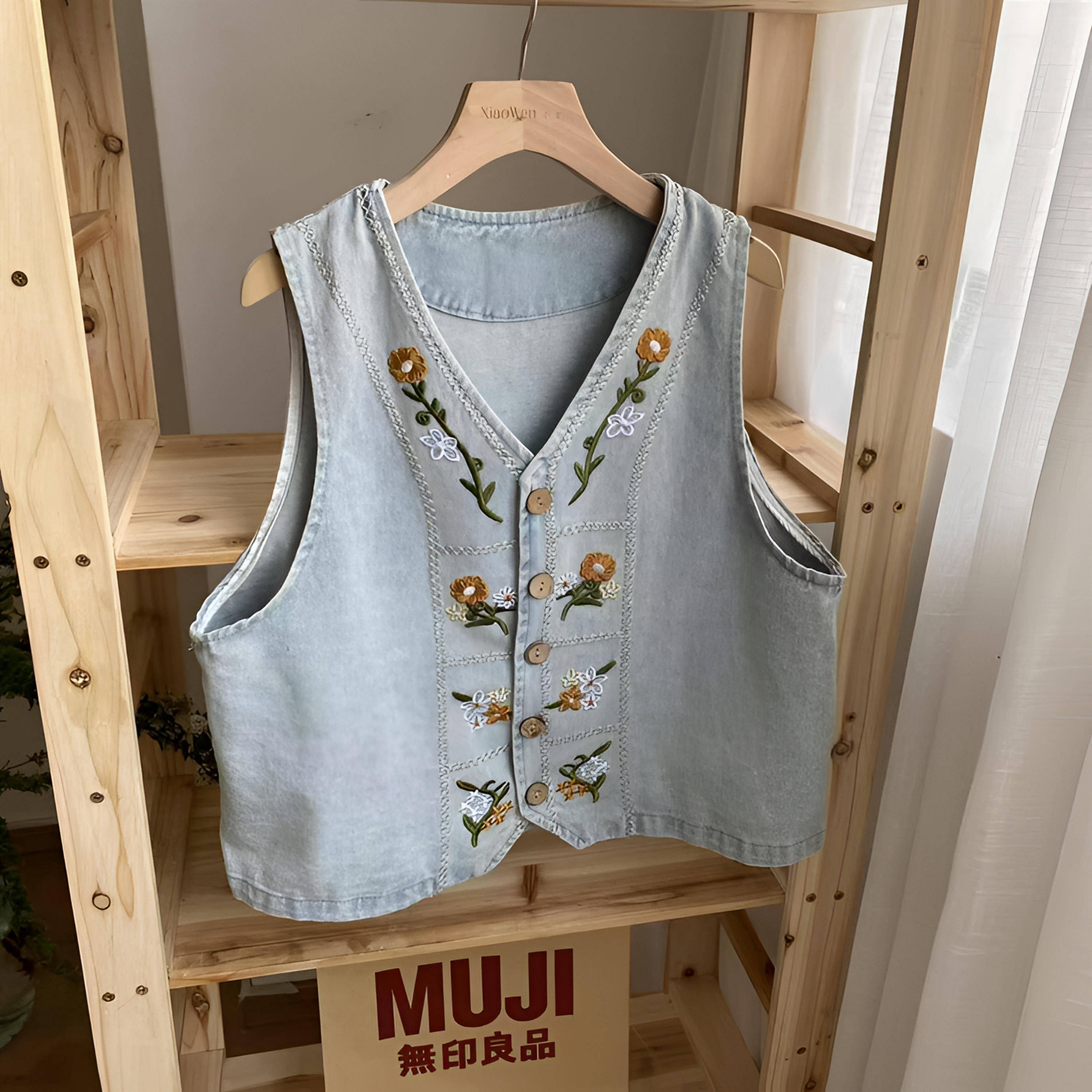 日系复古刺绣牛仔马甲背心女春夏新款设计感叠穿v领无袖马夹上衣