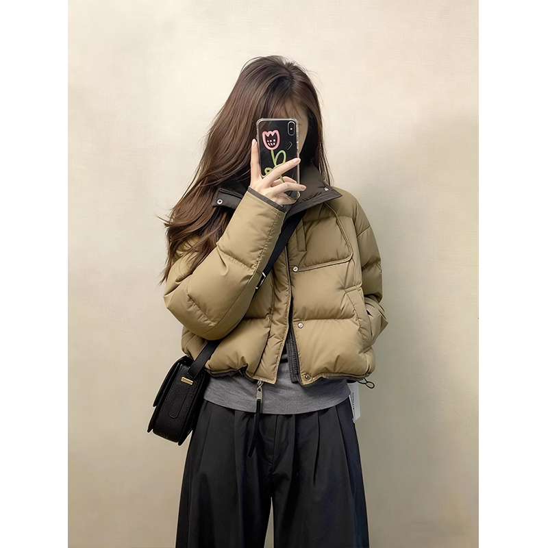巨好看的短款立领棉服外套女冬2025新款韩版撞色保暖高级感面包服