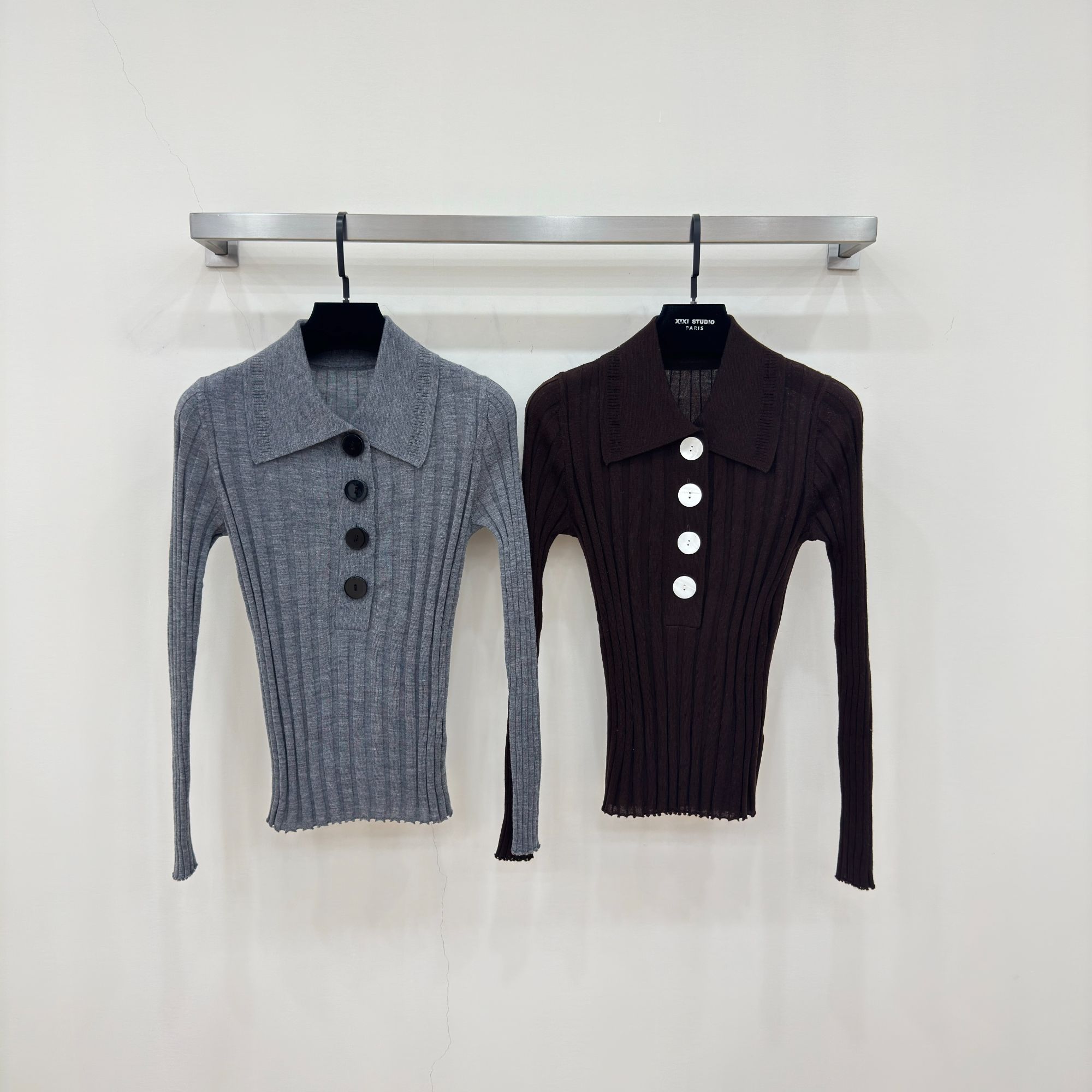 JIAYE CHAN高级感长袖翻领纽扣修身显瘦毛针织衫