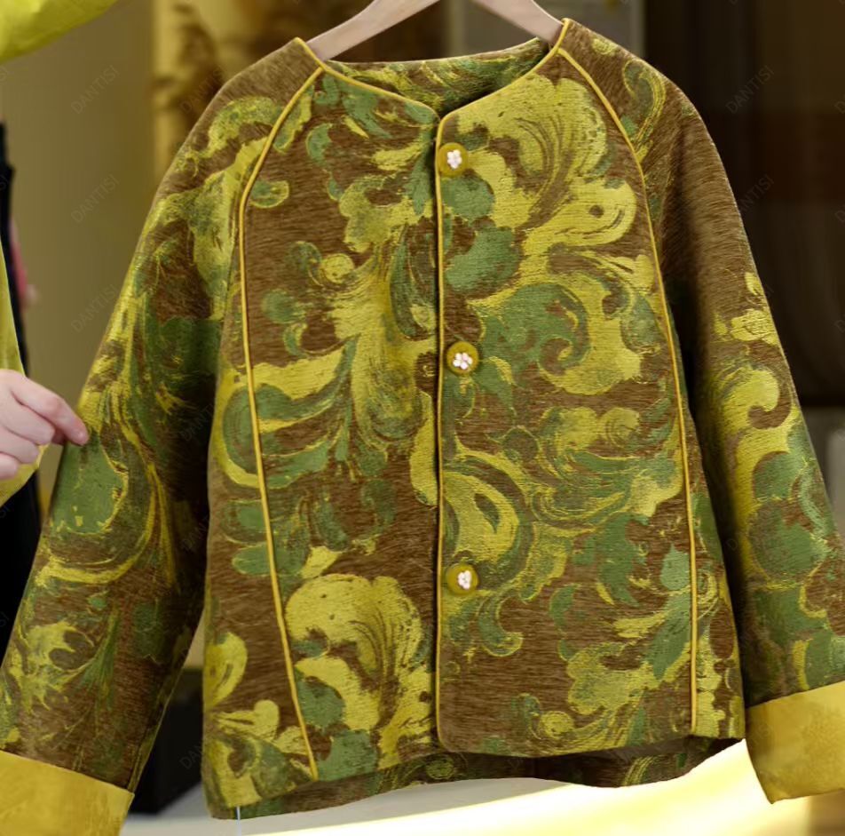 无沓《非遗美学》5509国风缎面克丝提花织金夹棉外套
