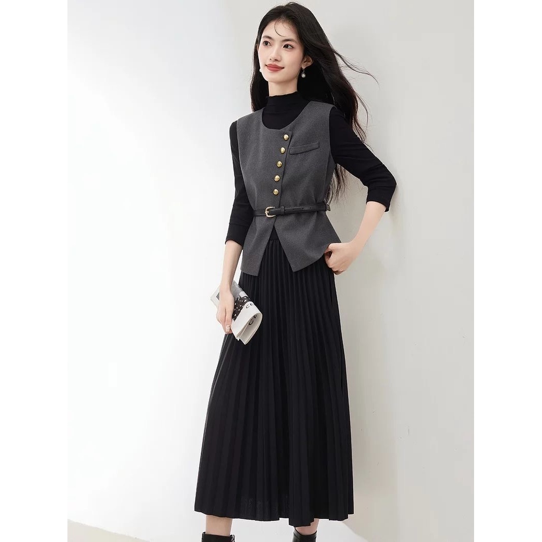 西装马甲连衣裙套装女2025秋冬新款毛呢大方得体穿搭一整套