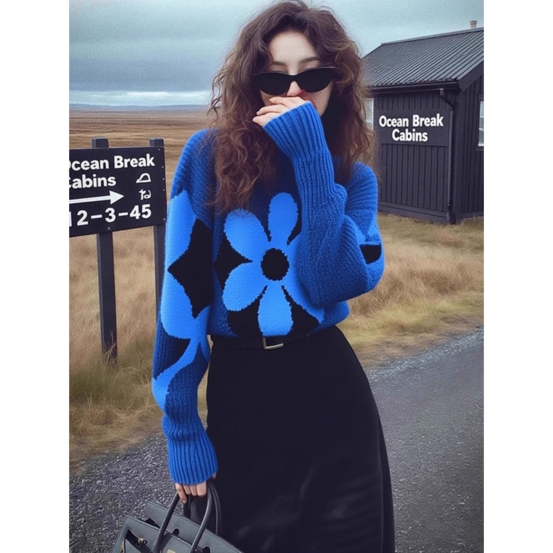个性潮酷慵懒松弛休闲随性通勤风蓝色毛衣针织衫女2025冬花朵上衣