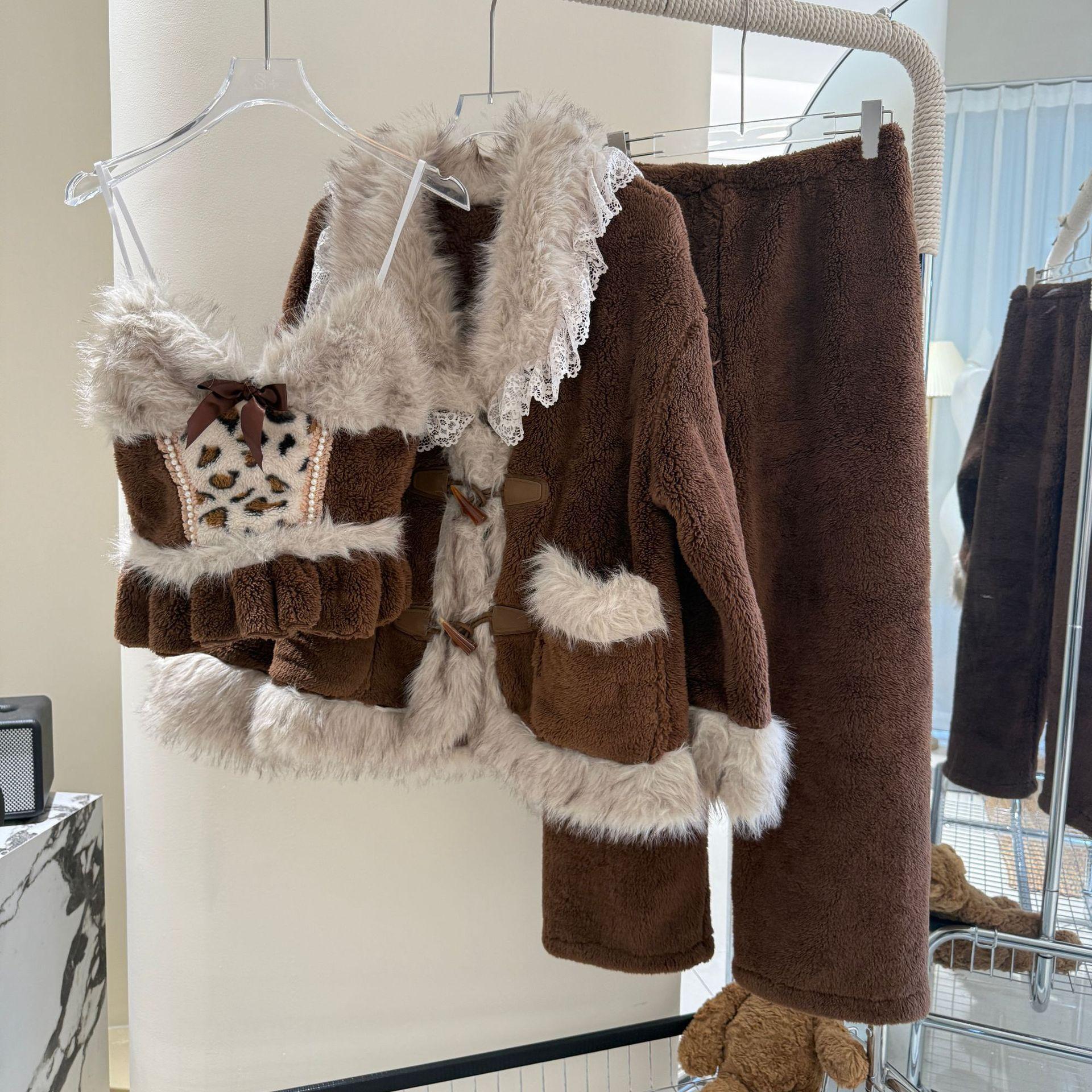 冬装上新时尚气质轻奢居家服套装潮流女士蕾丝花边三件套家居服