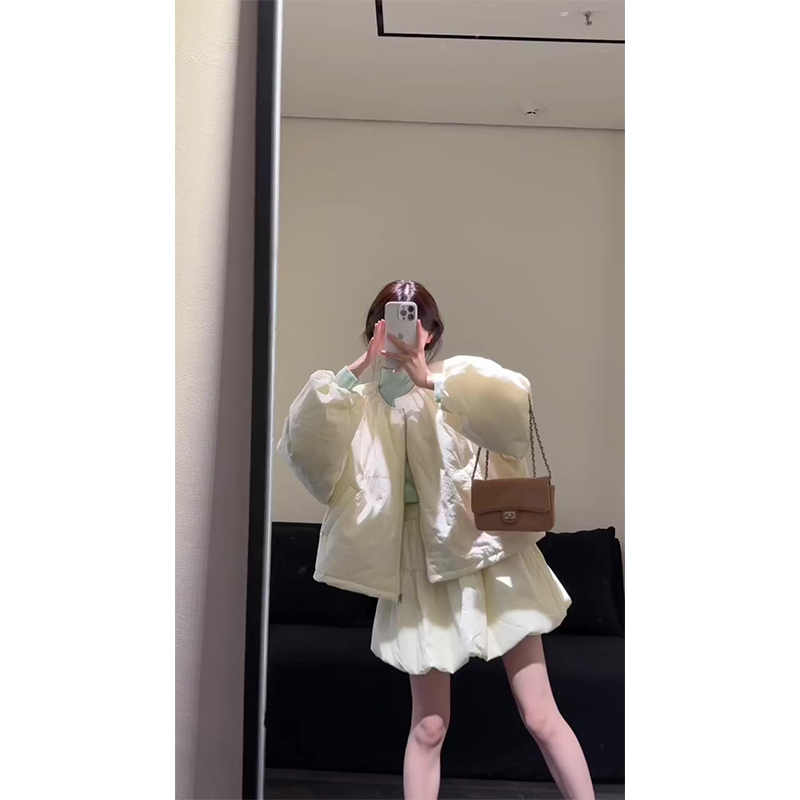 2025年冬季新款圆领保暖棉服夹克外套蓬蓬花苞半身裙两件套装女