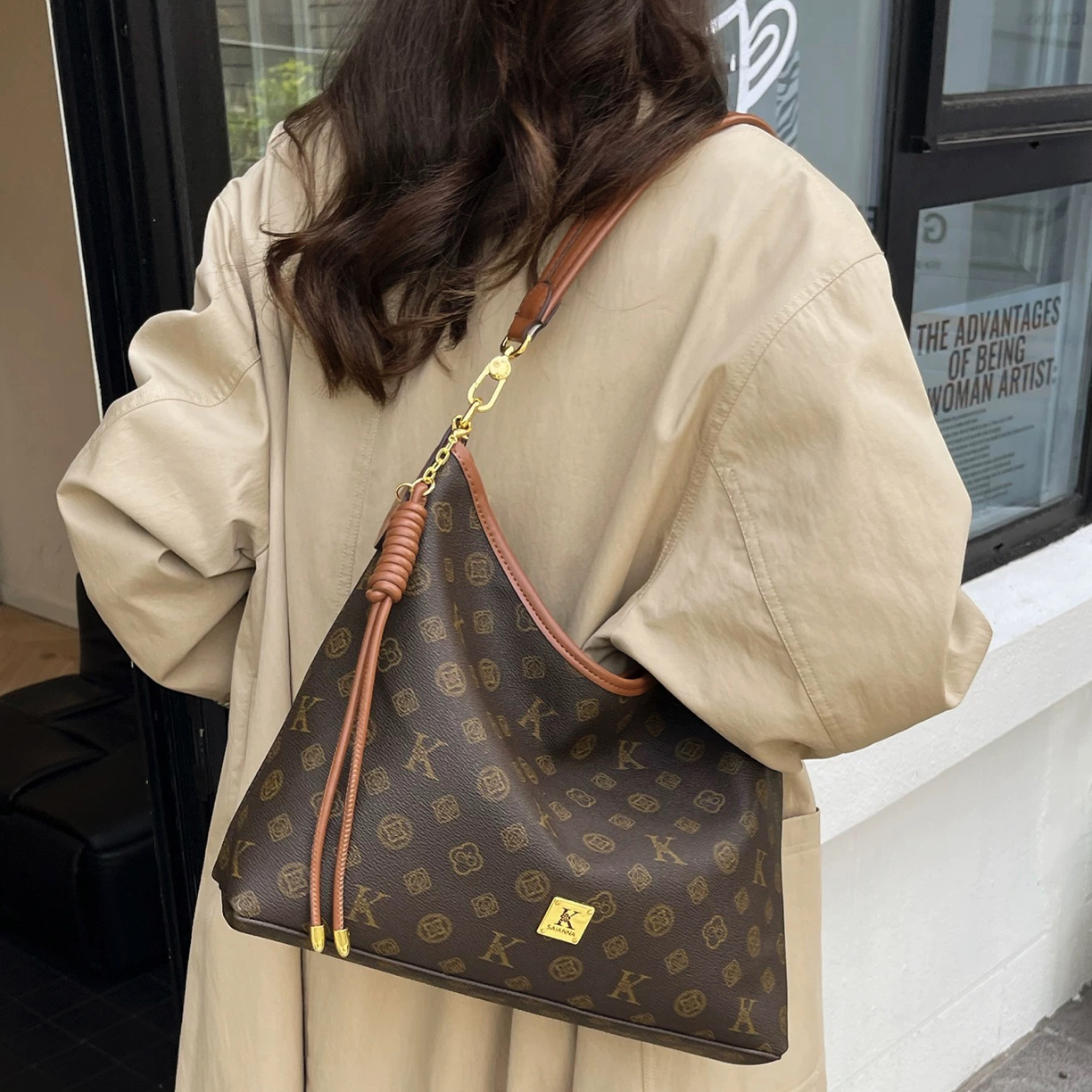 新款赛安娜单肩斜挎机场托特包（加大流浪包）