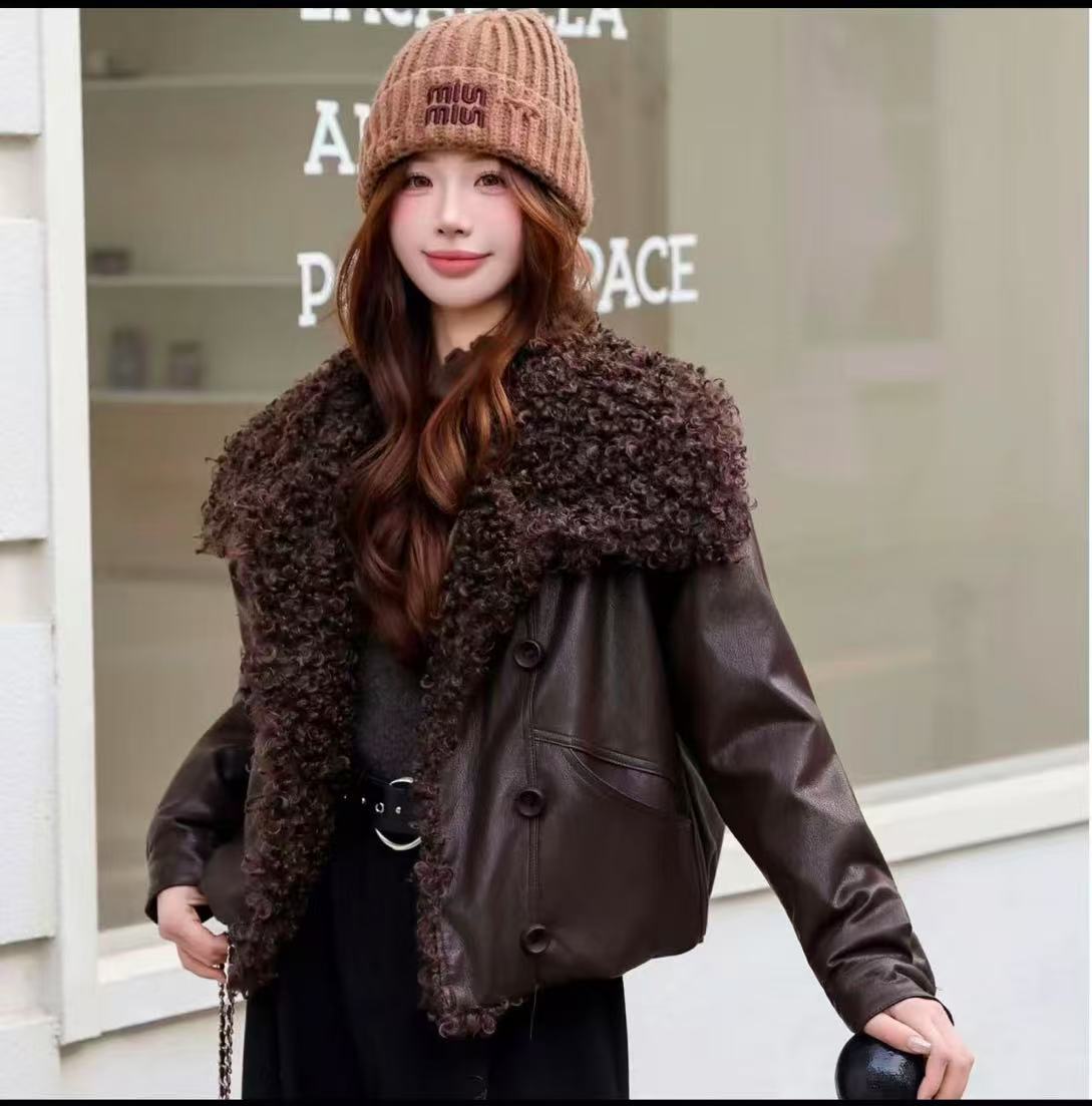 毛绒拼接大翻领加绒加厚保暖皮衣外套女2025秋冬新款宽松显瘦上衣