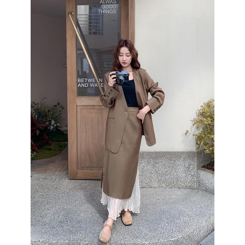 咖色气质高级感老钱风西装套装裙女秋季2025新款轻熟半身裙两件套