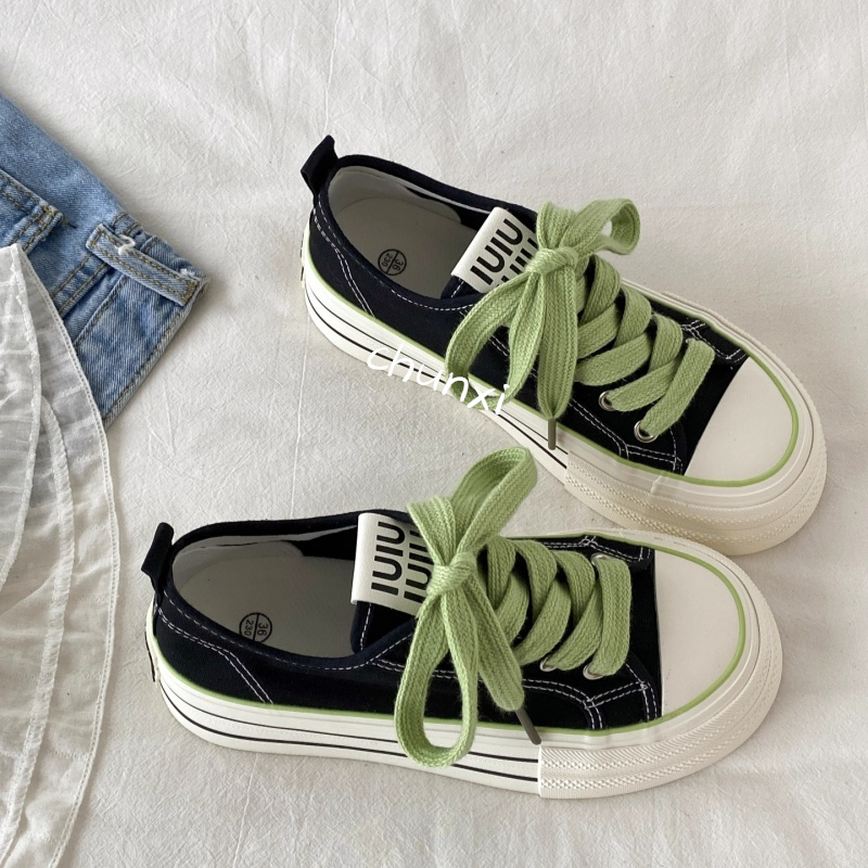 小众不撞款厚底帆布板鞋女2025新款透气百搭板鞋学生复古小黑鞋子
