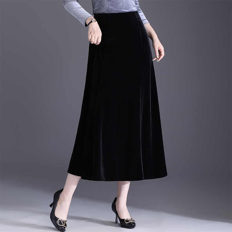 金丝绒a字半身裙女秋冬长款高腰显瘦遮胯裙子大摆黑色高级感裙子
