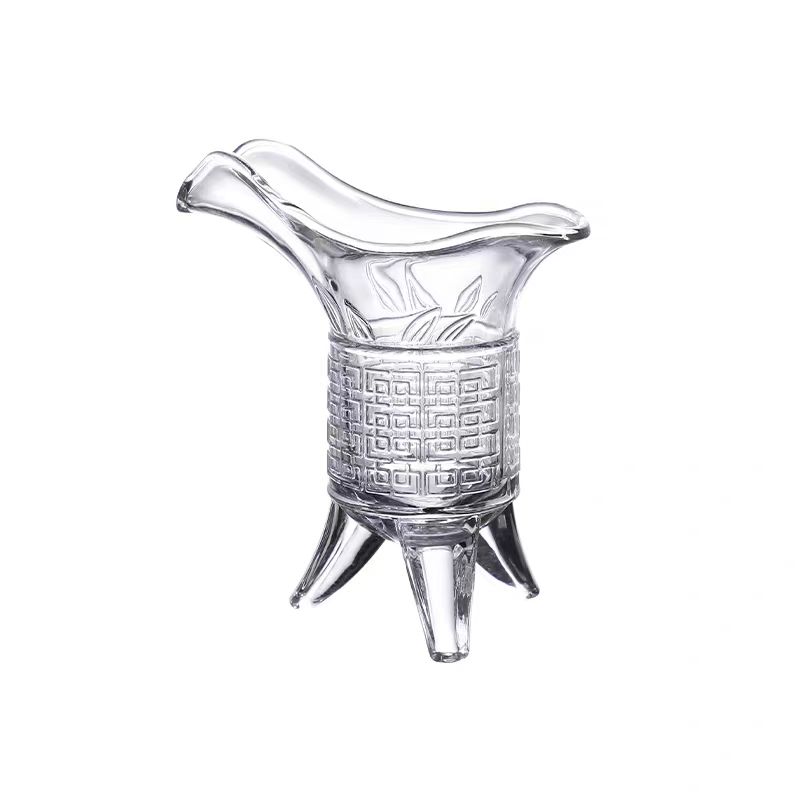 新中式个性豪华帝王专用酒杯创意仿古透明三足帝王茶水杯酒杯