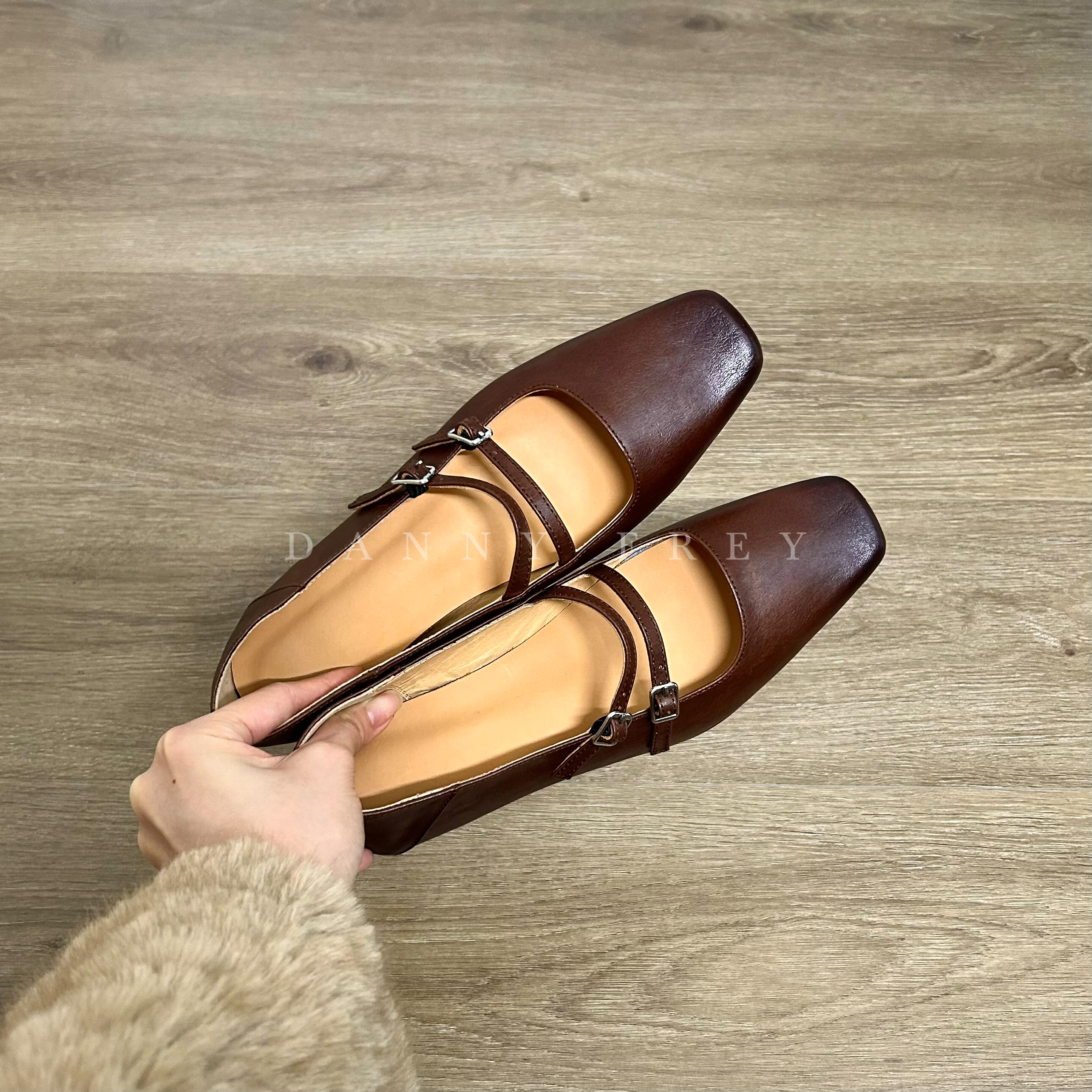 Dannyfrey法式极简风方头玛丽珍鞋一字扣浅口通勤平底鞋3.3CM