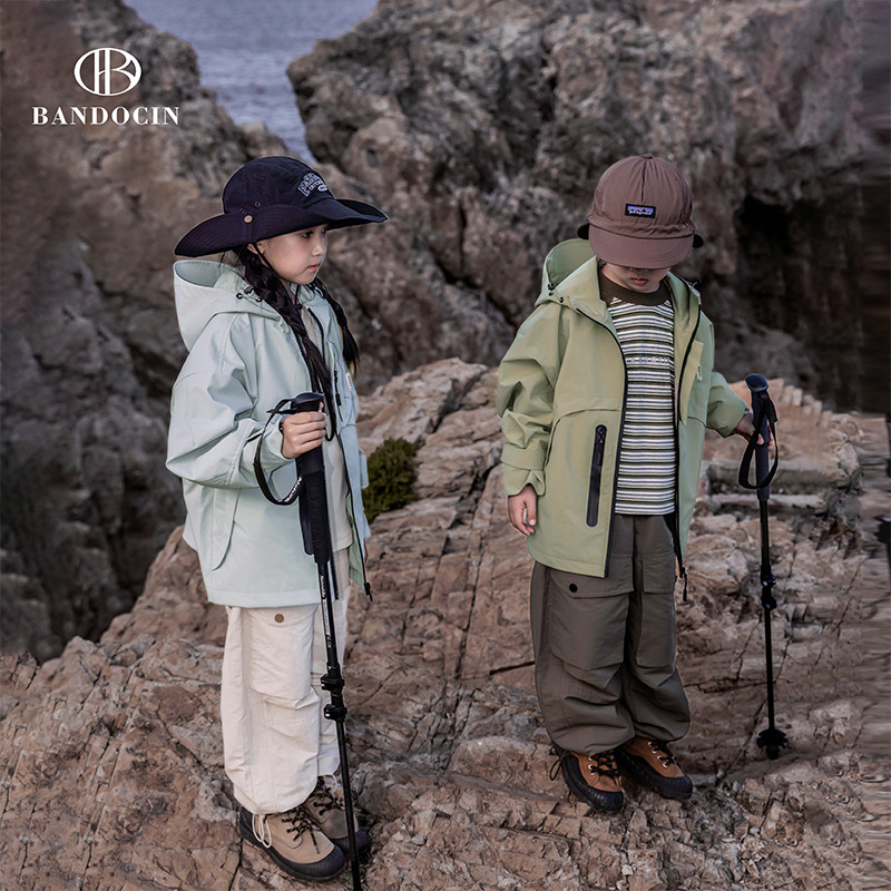 童装男童服装半度闲女童防水款防风亲子装中大童2024年新款秋装冲