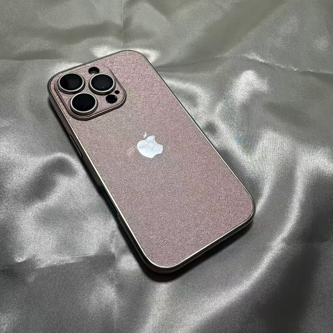 新款爆款香槟金适用苹果15promax闪粉防摔手机壳