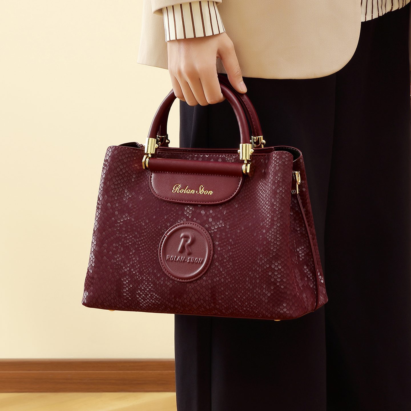 2025新款蛇纹亮片大容量手提包红色妈妈款结婚包喜婆婆婚宴包百搭