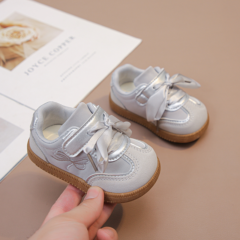 女童鞋子2025春秋新款儿童运动鞋休闲德训鞋宝宝板鞋小女孩阿甘鞋