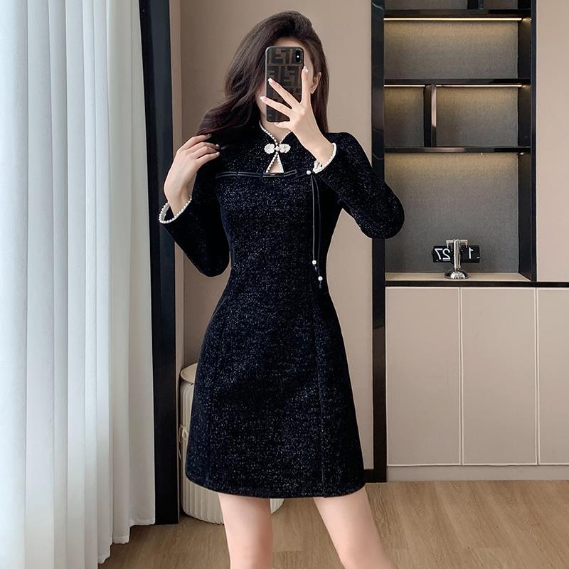 新中式改良旗袍高级黑色少女小礼服长袖灯芯绒盘扣珍珠衣裙小黑裙