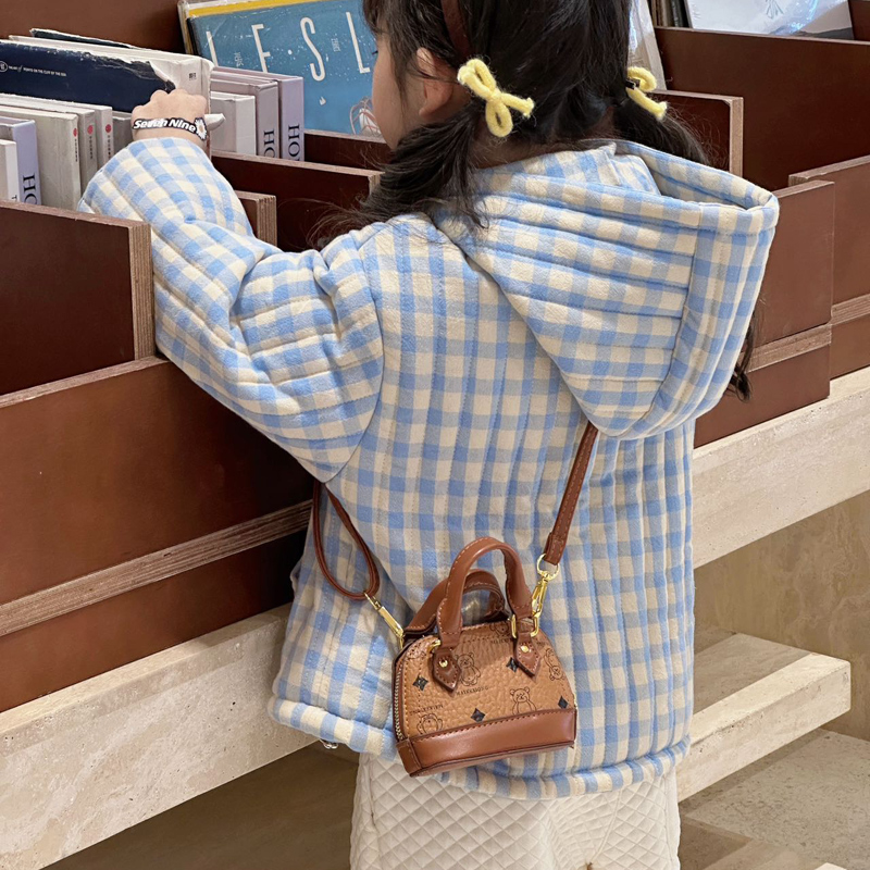 高颜值女童小包包斜挎小香风手提贝壳可爱精致女宝斜挎包洋气小型