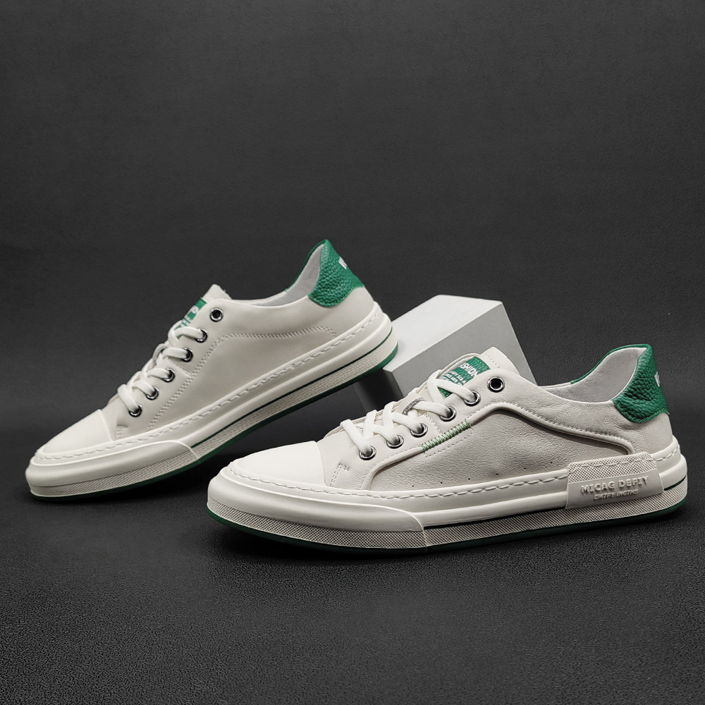 男鞋新款低帮真皮板鞋透气舒适软底百搭免系带潮流时尚运动小白鞋