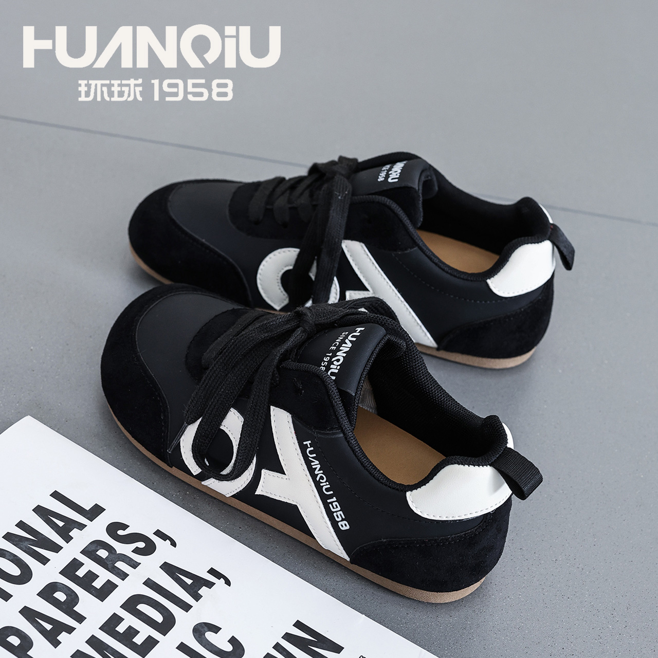 HUANQIU/环球2025新款运动休闲鞋时尚百搭夏季板鞋复古通勤鞋女