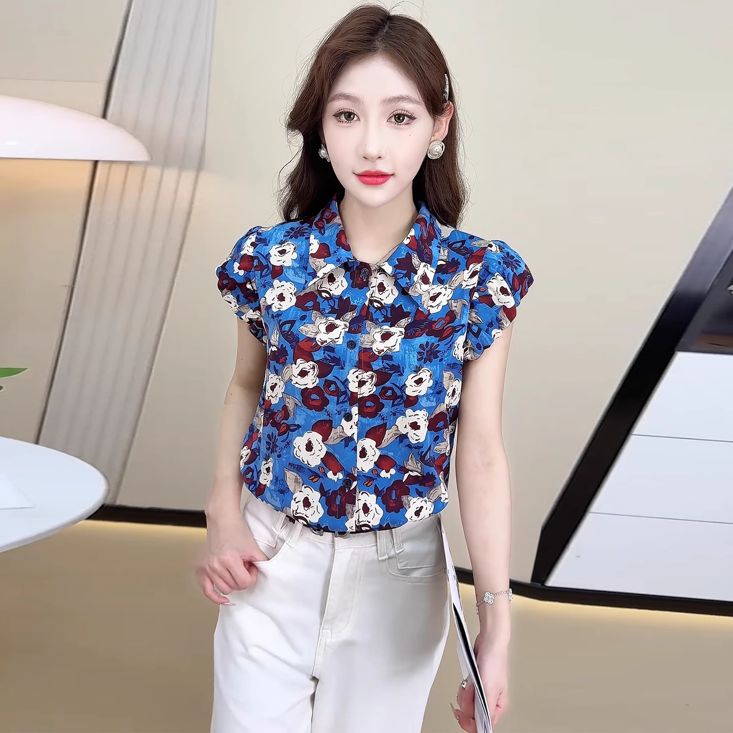 时尚碎花衬衫女2025夏季新款洋气显瘦宽松百搭减龄港风褶皱上衣潮