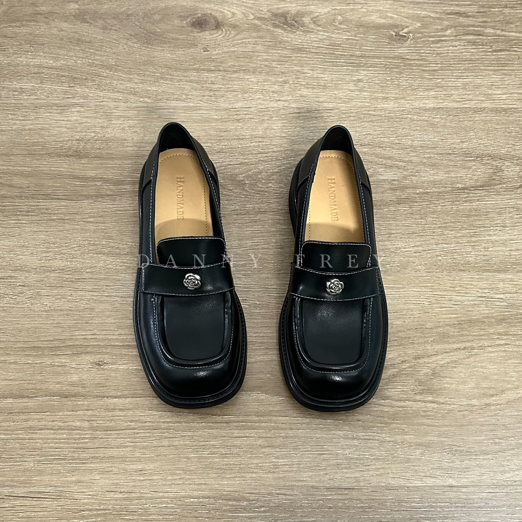 Dannyfrey英伦风真皮乐福鞋女一脚蹬山茶花复古通勤单鞋3.5CM