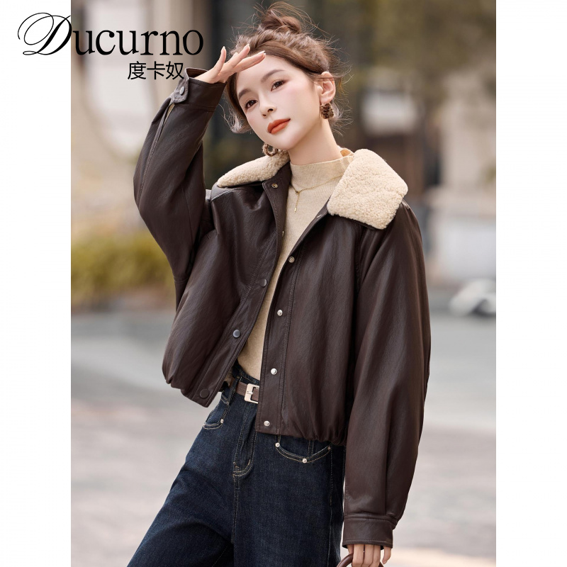 时尚减龄领加绒皮衣女冬季独特超好看短款宽松显瘦服皮夹克潮女士