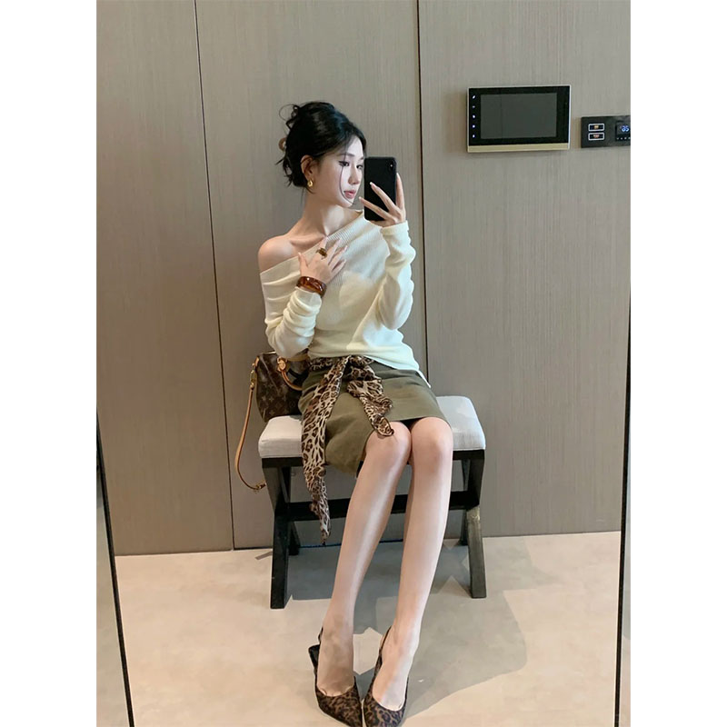 纯欲御姐范设计感露肩洋气小众针织长袖上衣高腰包臀半身裙女套装
