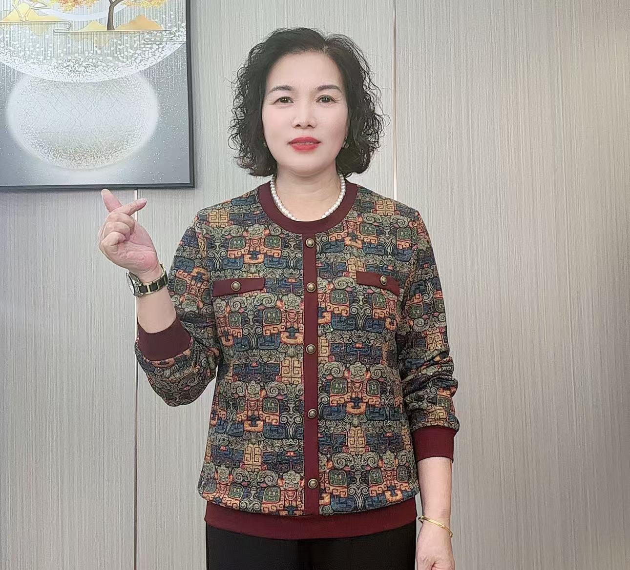 秋季新款时尚妈妈减龄圆领印花中老年百搭洋气减龄显瘦长袖上衣