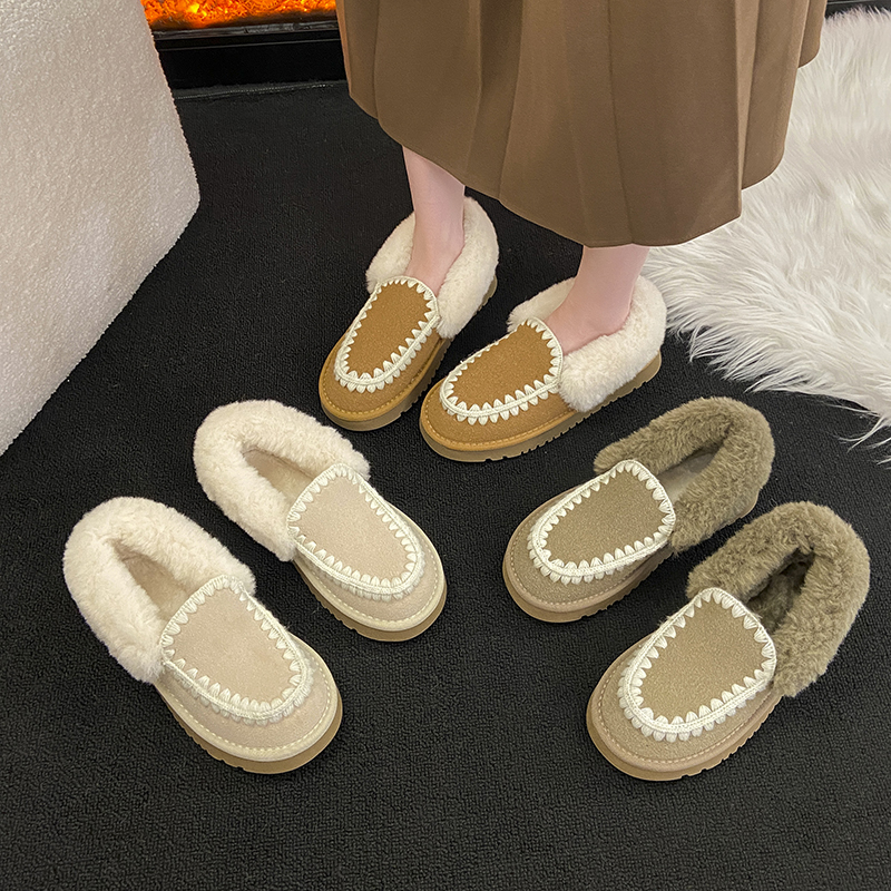 民族风东北大棉鞋女款2025年秋冬新款加绒加厚妈妈防滑平底雪地靴