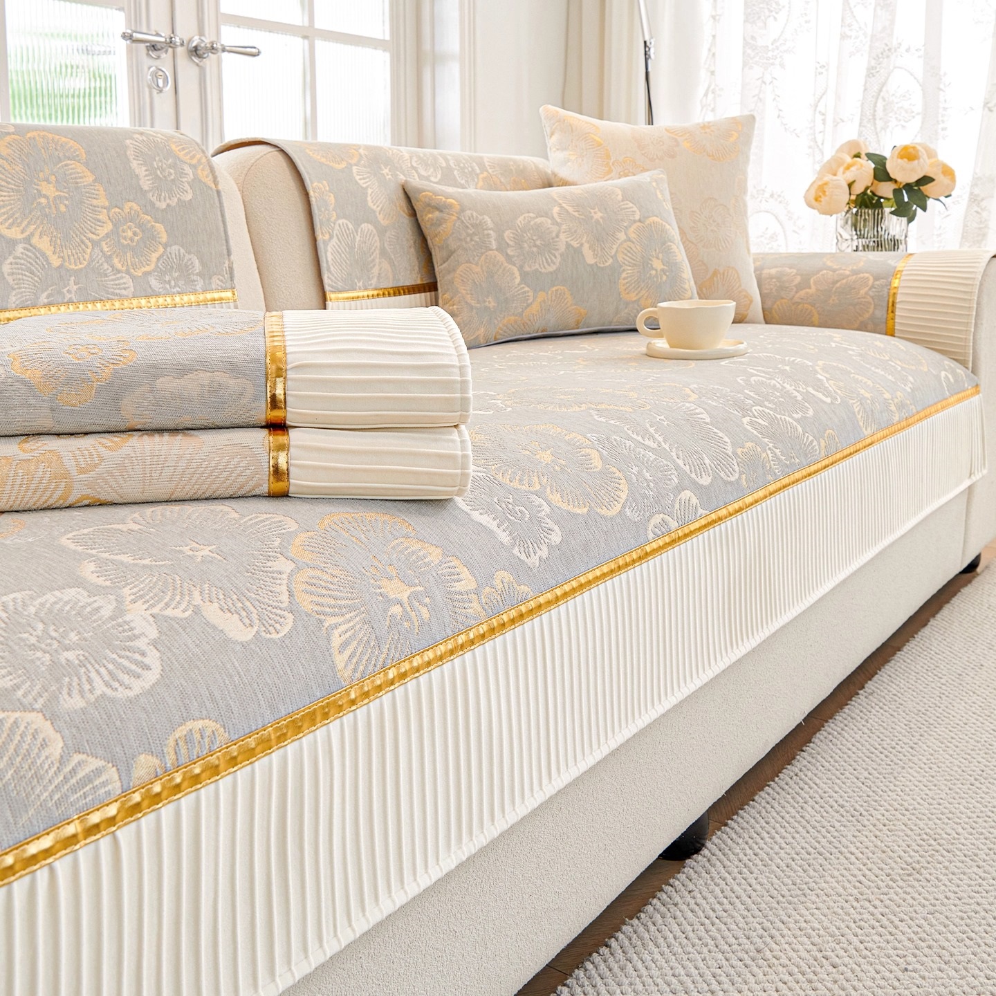 麦颜高档欧式沙发垫四季通用2025新款直排沙发固定防滑套罩盖布巾