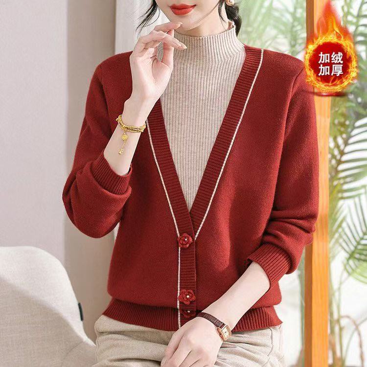 2025新款冬季时尚妈妈装假两件加绒加厚毛衣洋气时尚保暖一体绒