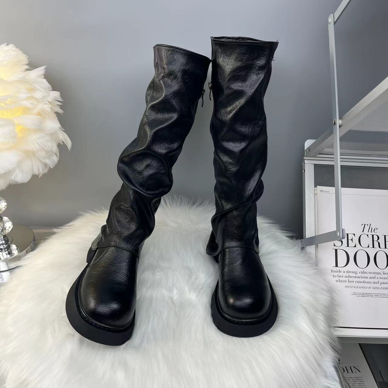 侧拉链秋冬舒适马丁靴长筒靴不过膝女厚底防滑网红大码牛仔中筒靴