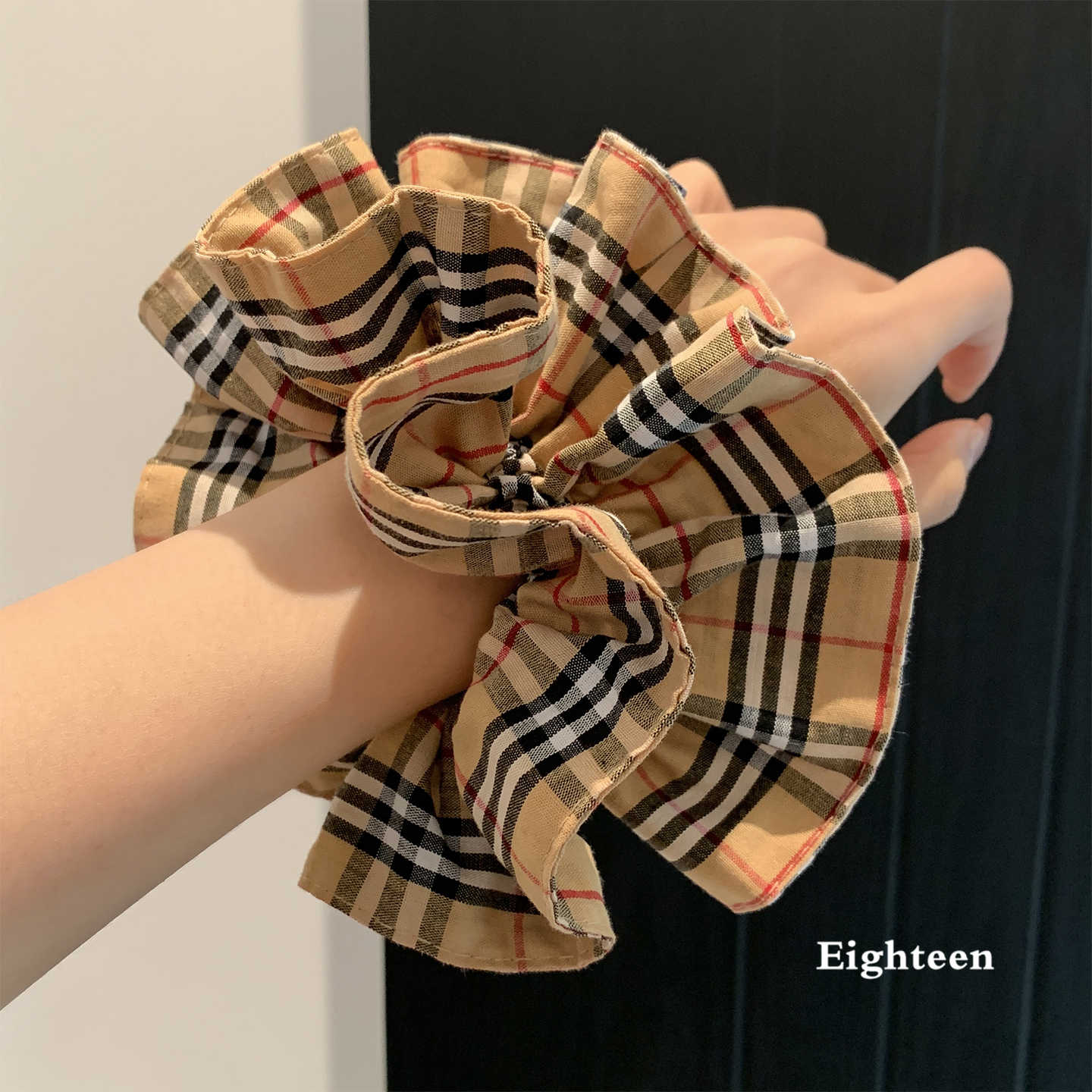 复古英伦风条纹大肠发圈女高级感丸子头慵懒风超大号发饰头绳新款