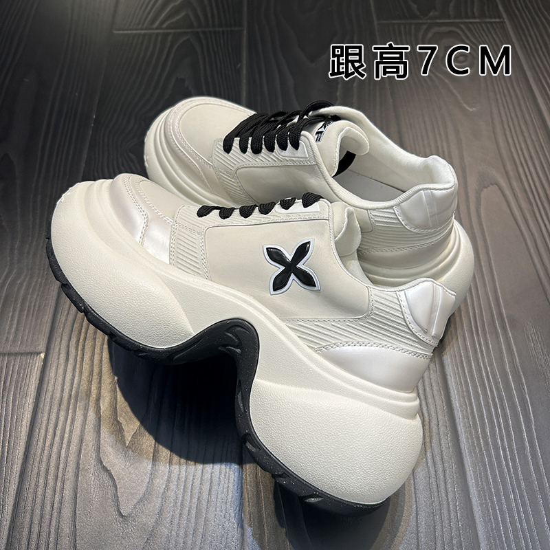 2025年秋季新款十字花厚底休闲运动鞋女百搭增高老爹鞋透气跑步鞋