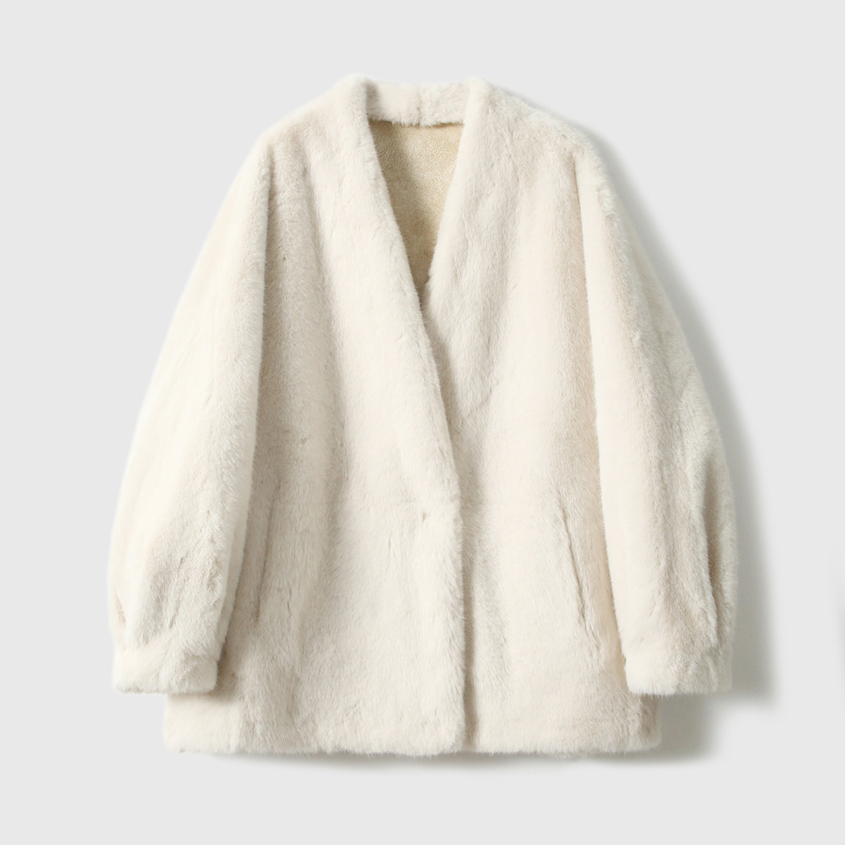 【鱼妈粉丝】轻奢环保皮草短外套女时尚气质S73478WTGVG